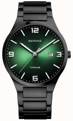 Bering Heren titanium horloge met groene wijzerplaat 15240-728
